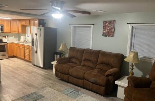 Duncanville House | Game day get-a-way