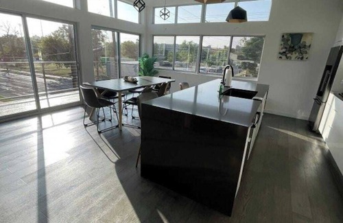 Central East Austin Apartment | Game Day Penthouse Steps from UT Sports