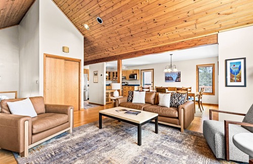 Tofte Cabin | Game Garage, King Beds, Family-Friendly, Views
