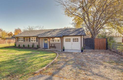 Aubrey House | Game Room and Fire Pit Family-Friendly Aubrey Home