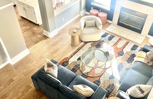 Fishers House | Game Room/B-Ball Court-sleeps 10