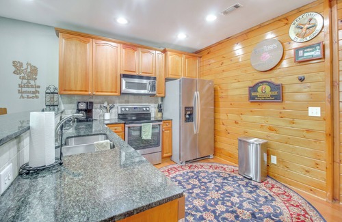 East Ellijay House | Game Room & Fire Pit: Riverfront Home in Ellijay!