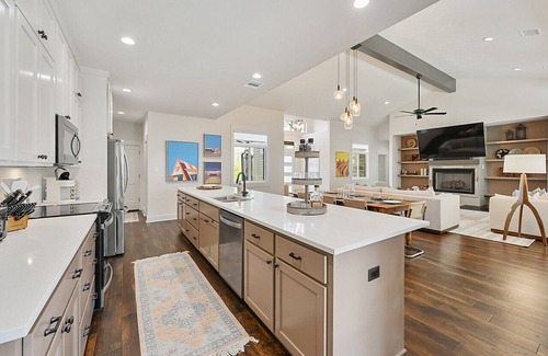 College Station House | Gameday Getaway - Aggieland Vacation Rentals