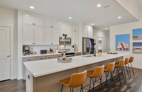 College Station House | Gameday Getaway - Aggieland Vacation Rentals
