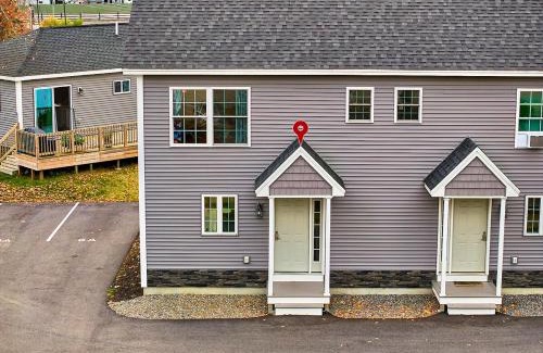 Old Orchard Beach Apartment | Gaming Retreat in Old Orchard Beach