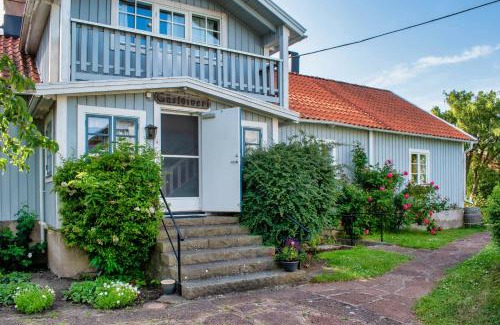 Degerhamn Hotel | Gammalsbygårdens Gästgiveri