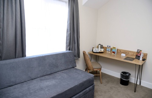 West Bridgford Hotel | Gamston Lock, Nottingham by Marston's Inns