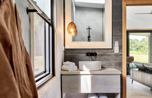 Wilsons Creek Villa | Gan Eden retreat- Byron Bay, Private Luxury Hinterland Escape