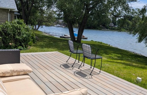 Leeds and the Thousand Islands House | Gananoque Getaway: Discover The 1000 Islands from Your Riverfront Retreat