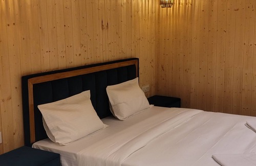 Uttarkashi Hotel | Ganga Beach Resort Uttarkashi
