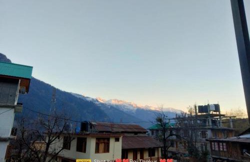 Old Manali House | GANGA HOUSE HOMESTAY