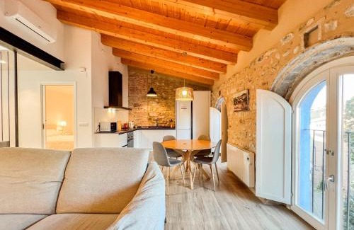 Besalu Apartment | Ganganell Àtic Apartamento con terraza en Besalú