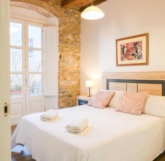 Besalu Apartment | Ganganell Centre Apartamento con Patio