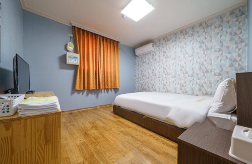 Jumunjin-eup Hotel | Gangneung Bada