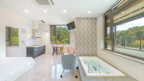 Gangneung House | Gangneung Cresostay pension