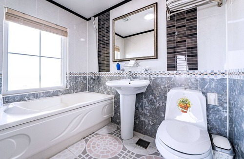 Gangneung House | Gangneung Pension Sea and - Pet Friendly