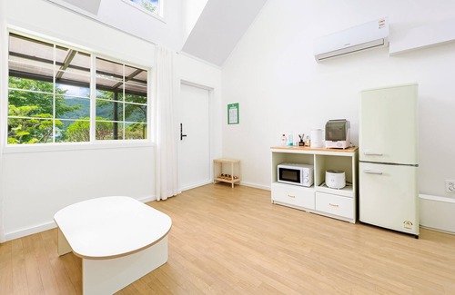 Gapyeong House | Gapyeong Dangdangi Pet Pension Green