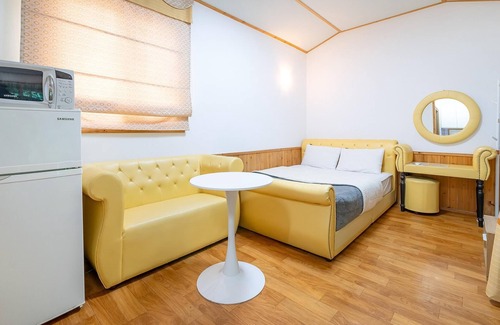 Buk House | Gapyeong Lucerne Kids Spa Pension