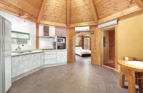 Buk House | Gapyeong Lulu Kids Pension