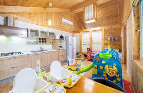 Buk House | Gapyeong Lulu Kids Pension
