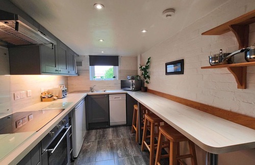 Shanklin Apartment | Garden Apartment- perfectly located