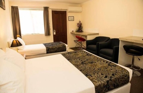 Upper Mount Gravatt Hotel | Garden City Motor Inn Mt Gravatt
