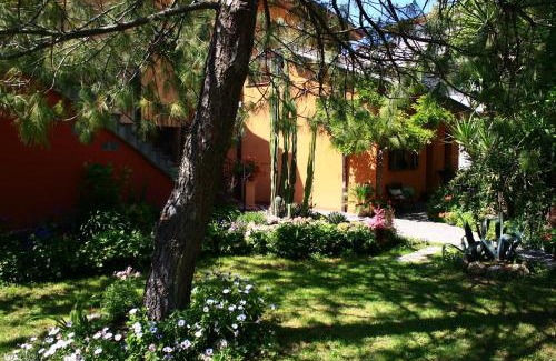 Sambuceto Bed & Breakfast | Garden FuoriRotta