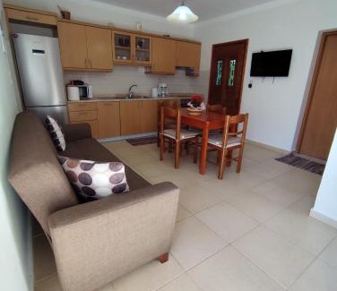 Panormos House | Garden Home