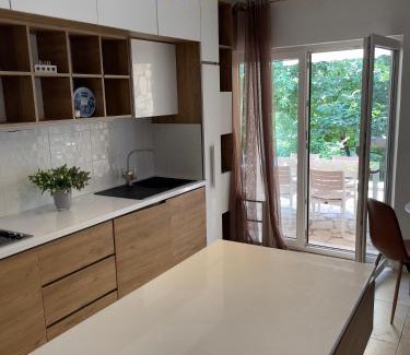 Lapcici Apartment | Garden House