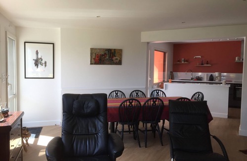 Roscoff Villa | Garden level 100m2 sea view, swimming pool, 2 bedrooms.