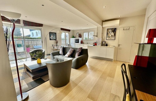 Annecy-le-Vieux Villa | Garden level apartment in a villa in Annecy le Vieux, sleeps 4- 5 persons