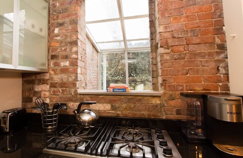 Mill River Apartment | Garden Level Suite, Court Street