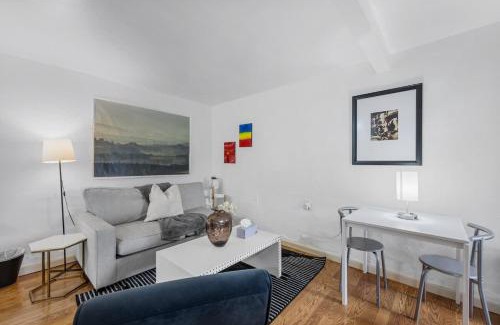 North Berkeley Apartment | Garden Oasis Cozy Home Near Bart Shop with Parking