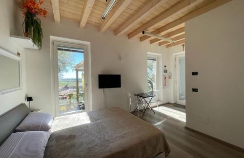 Cavaion Veronese Apartment | Garden Room