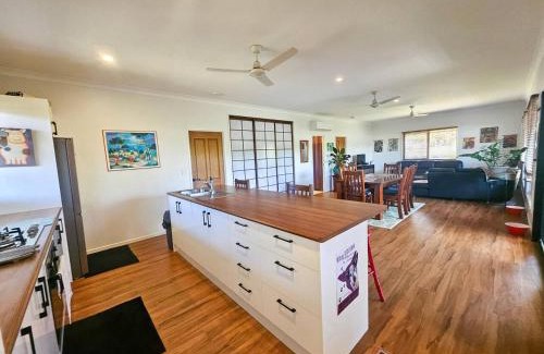 Cooktown House | Garden Street Haven