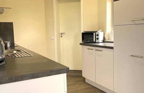 Madfeld Apartment | Garden-view Apartment in Sauerland with Terrace