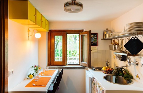 Casola di Napoli House | Garden-view Monticelli-Mansion breakfast included