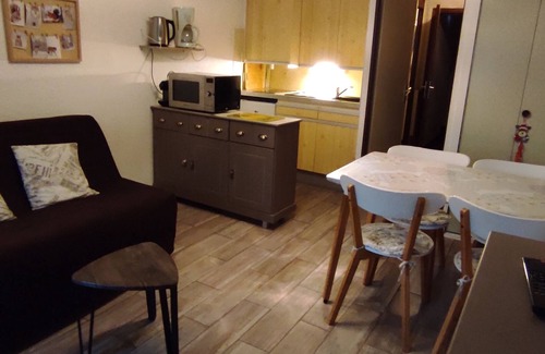 Saint-Lary-Soulan Apartment | garden view studio in the village of Saint Lary classified *