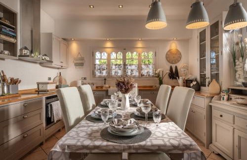 Kalamaki Villa | Garden Village Residence