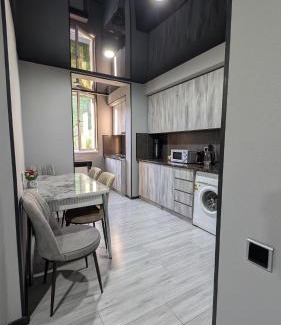 Borjomi Apartment | Gari's apartment next to Borjomi Central Park