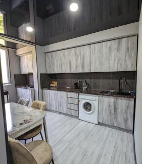 Borjomi Apartment | Gari's apartment next to Borjomi Central Park