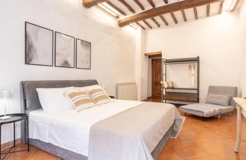 Old Town Apartment | Garibaldi 149 - Wide two bedrooms flat - ItalyWeGo