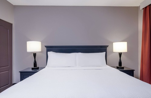 Gillette Hotel | Garner Hotel Gillette South by IHG