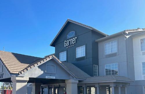 Surprise Original Townsite Hotel | Garner Hotel Phoenix Northwest - Surprise by IHG