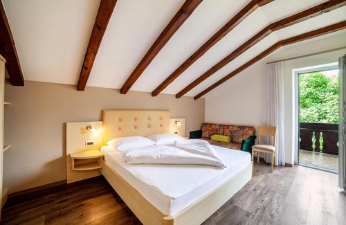 Merano Apartment | Garni Sirmian Ferienwohnung A