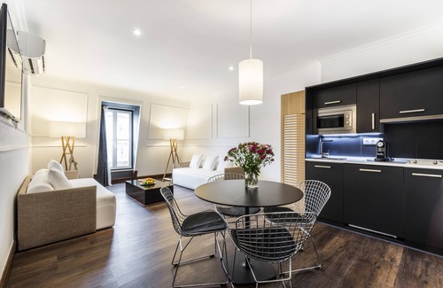Martires Apartment | Garrett 48 Apartments