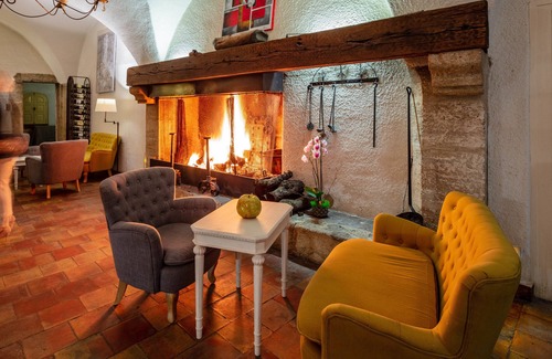 Salon-de-Provence Hotel | Garrigae Abbaye de Sainte Croix