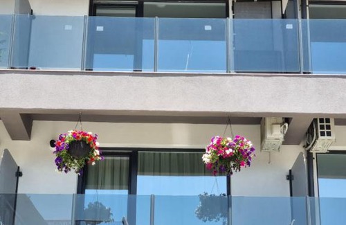Saturn Apartment | Garsoniera Adriana