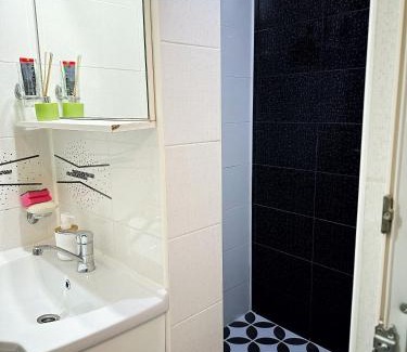 Baile Herculane Apartment | Garsoniera Aleea Trandafirilor