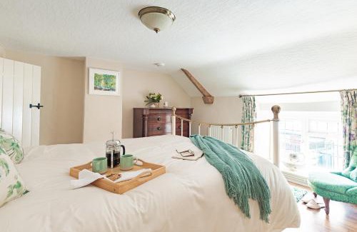 Potter Brompton House | Garth Cottage in West Ayton